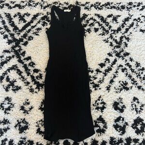 Ribbed body con midi dress, size M